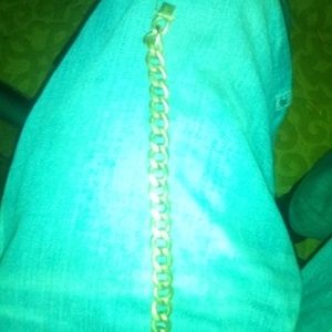 14 k gold bracelet